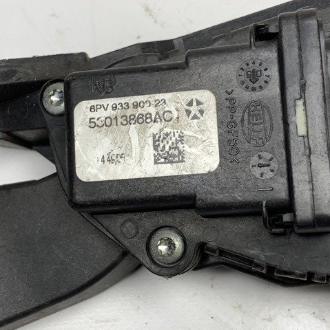 53013868AC CHRYSLER купить в Ровно