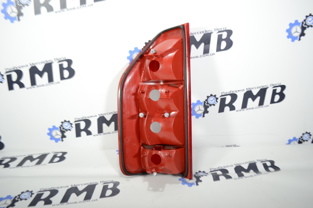 9018202464 MERCEDES Задний фонарь купить в Львов