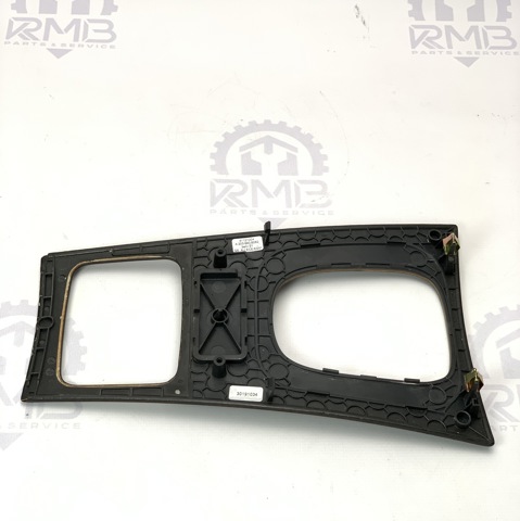 MERCEDES A2036806082 в наличии Украина