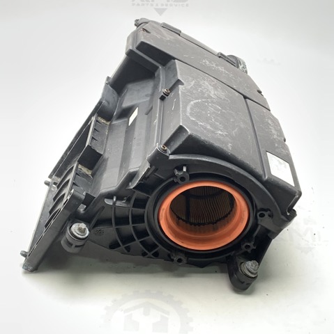  Корпус воздушного фильтра A2710900901 MERCEDES