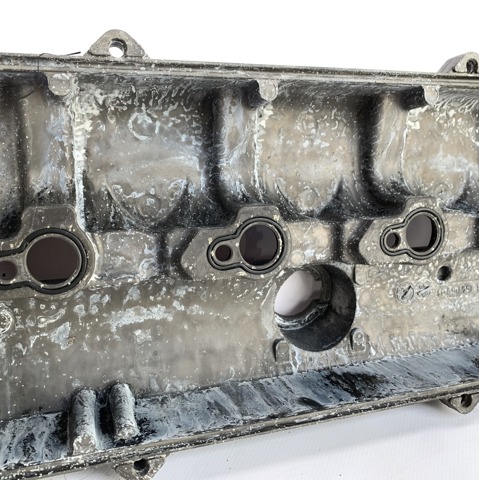 MERCEDES A6130160505 Крышка клапанная в наличии Украина