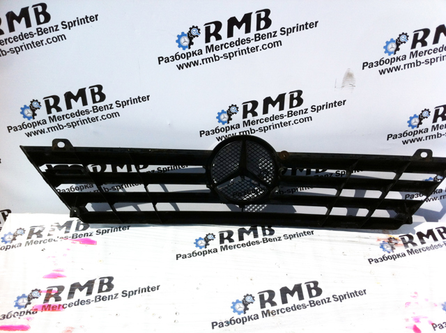 A9018800183 MERCEDES Решетка радиатора купить в Днепр