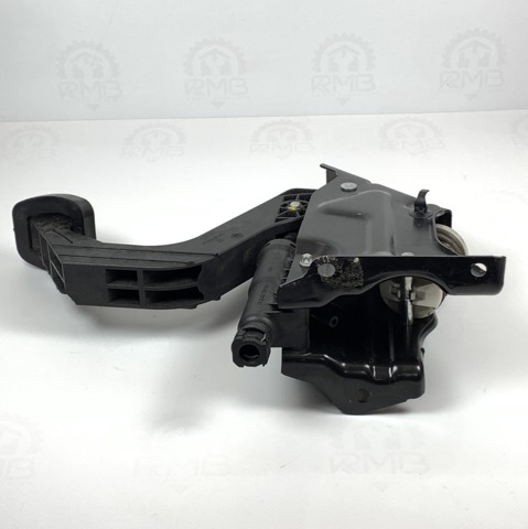 MERCEDES A9062900501 Педаль сцепления в наличии Николаев