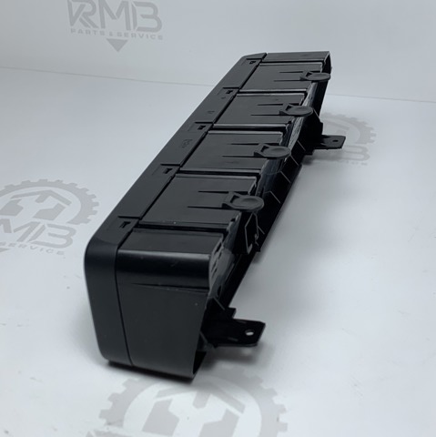 MERCEDES A9079054006 Блок кнопок центральной консоли в наличии Ирпень