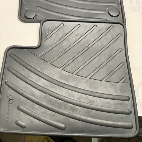 B66680260 MERCEDES Коврики купить в Ровно
