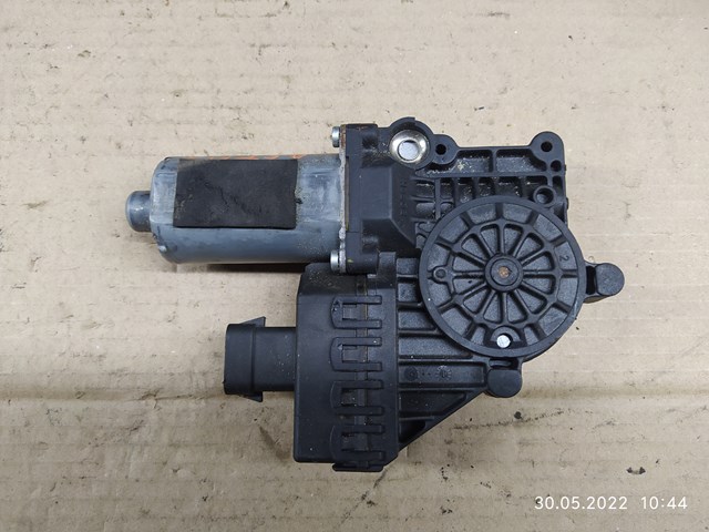 Стеклоподъемник передней правой двери 0130821455 OPEL