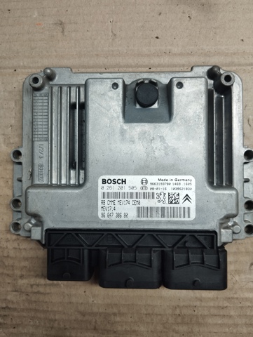 Компьютер двигателя 0261201505 BOSCH