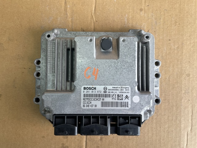 Мозги двигателя 0281013872 BOSCH