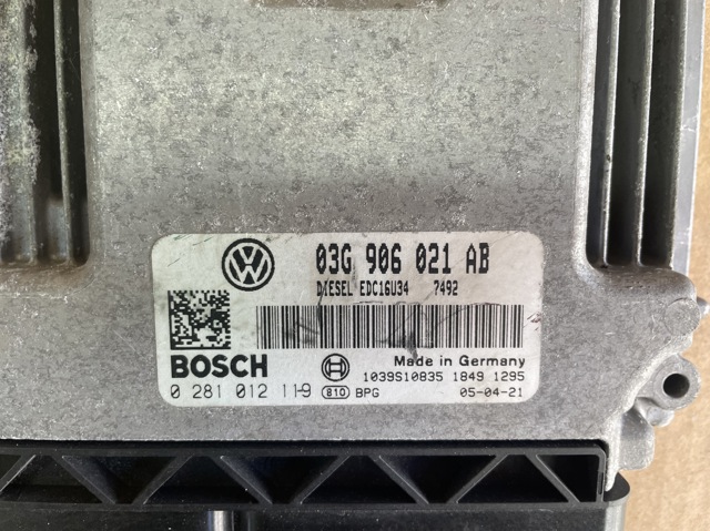VAG 03G906021AB Модуль управления (ЭБУ) двигателем в наличии Полтава