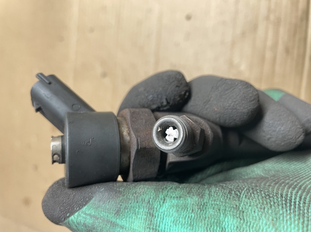 0445110021 RENAULT Форсунка впрыска топлива купить в Павлоград