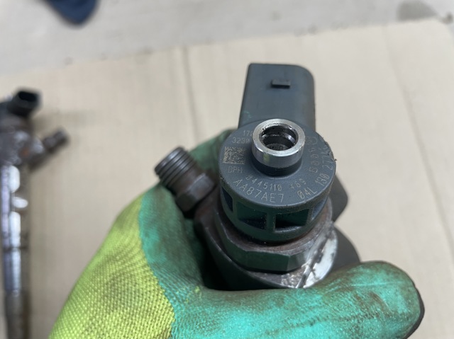 BOSCH 0445110469 Форсунка впрыска топлива в наличии Ровно