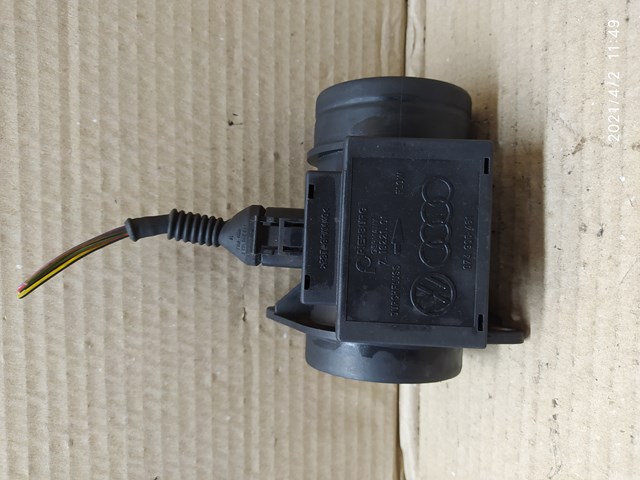 074906461 VAG Датчик потока (расхода) воздуха, расходомер M.A.F. - (Mass Airflow) купить в Львов