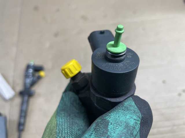 BOSCH 0986435075 Топливные форсунки в наличии Черновцы
