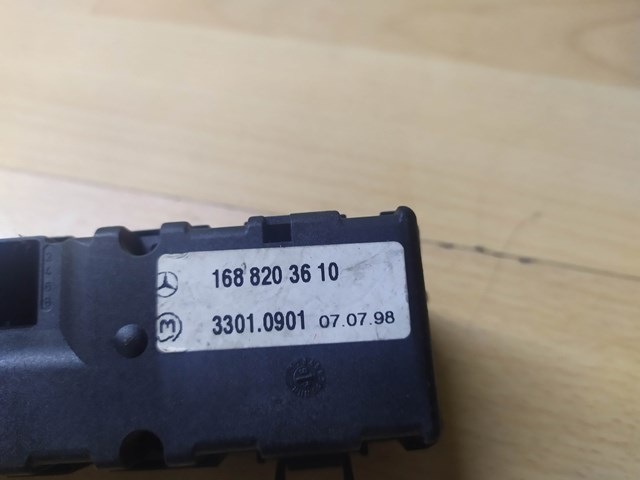 1688203610 MERCEDES Блок кнопок центральной консоли купить в Черкассы