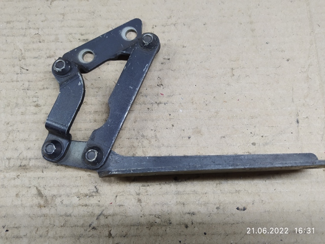 MERCEDES 1688800228 Петля капота правая в наличии Одесса