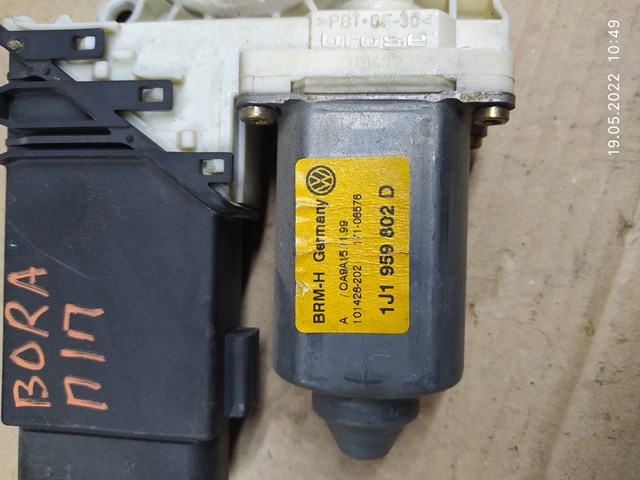 1J1959802D VAG Мотор стеклоподъемника двери передней правой купить в Житомир