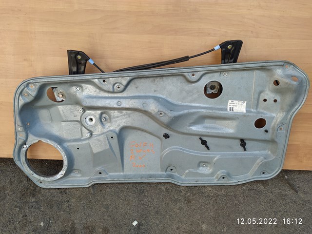 Стеклоподъемник передней правой двери 1J3837462D VAG