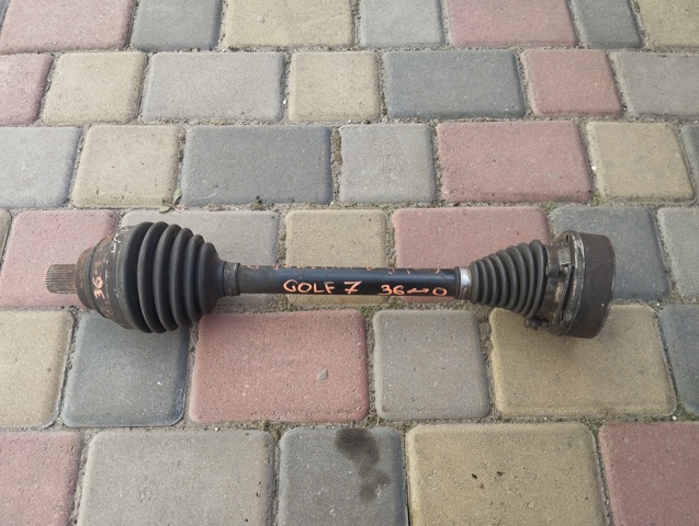 Левая полуось 1K0407271LB VAG