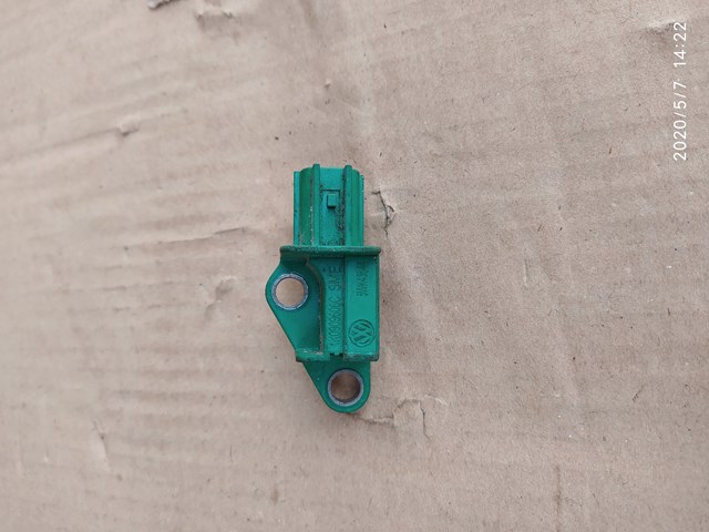 Датчик AIRBAG передний 1K0909606 VAG