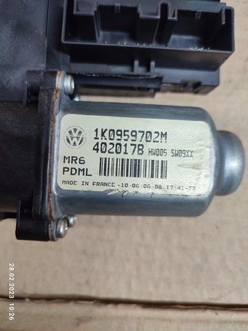 1K0959702M VAG Мотор стеклоподъемника двери передней правой купить в Хмельницкий