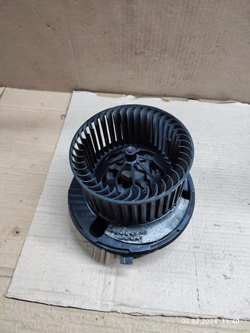 VAG 1K1820015C Резистор печки в наличии Кривой Рог