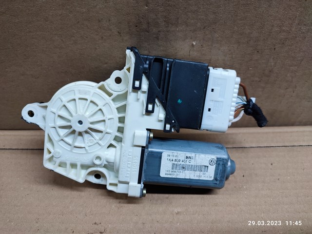 Стеклоподъемник левой задней двери 1K4839401C VAG