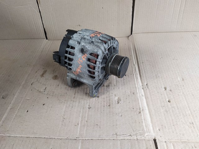 Автомобильный генератор 231004554R RENAULT