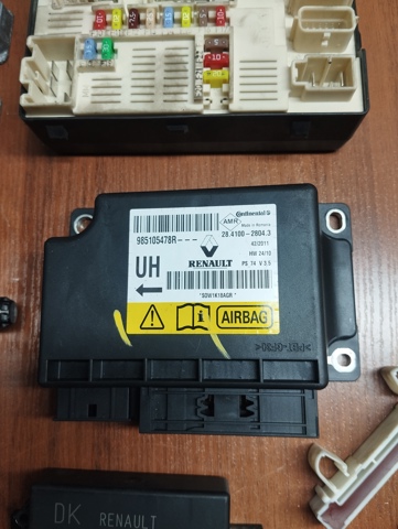 RENAULT 237100914R Блок управления двигателем в наличии Харьков