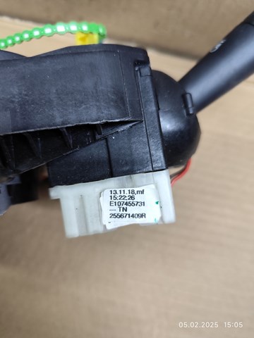 255671409R RENAULT Левый подрулевой переключатель купить в Каменское
