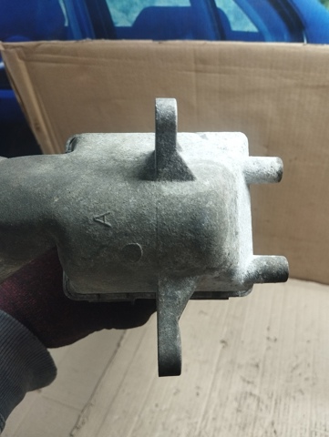 2827003120 HYUNDAI Радиатор интеркуллера купить в Ирпень