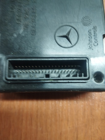 MERCEDES 284298233R в наличии Чернигов