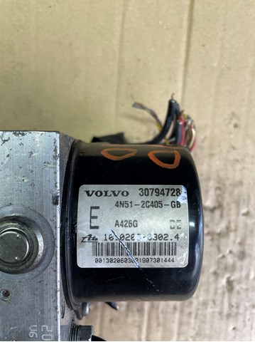 VOLVO 30794728 в наличии Житомир