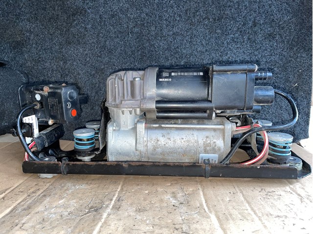 37206864215 BMW Компрессор пневмоподкачки (амортизаторов) купить в Черновцы