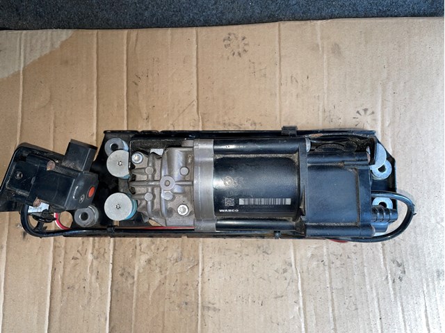 37206864215 BMW Компрессор пневмоподкачки (амортизаторов) купить в Черкассы