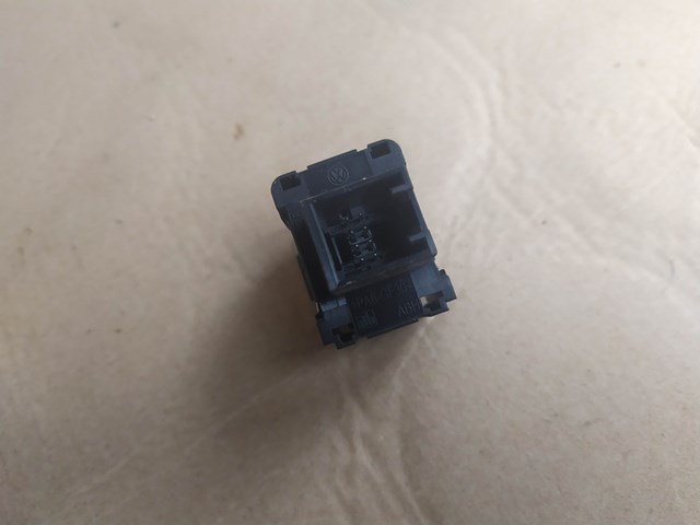 3C0941333 VAG купить в Запорожье