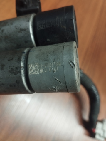 438102D005 HYUNDAI купить в Ирпень