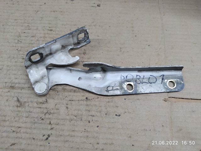 Правая петля капота  46782383 FIAT