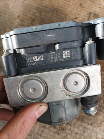 476605492R RENAULT Блок АБС купить в Ровно