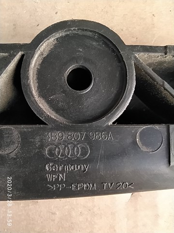 4B9807986A VAG Кронштейн бампера переднего правый купить в Чернигов