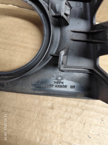 62257AX600 NISSAN Заглушка (решетка) противотуманных фар бампера переднего левая купить в Харьков