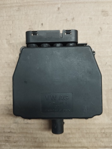 Модуль (ЭБУ) управления турбиной 6Q0906625A VAG