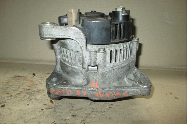 Генератор автомобиля 7700427880 RENAULT