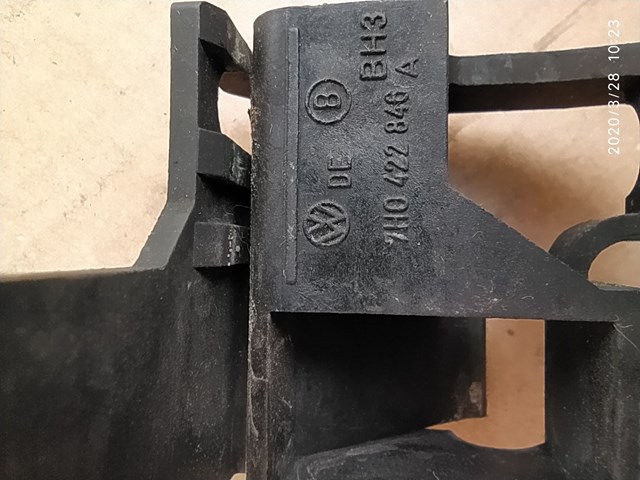 7H0422846A VAG купить в Кривой Рог