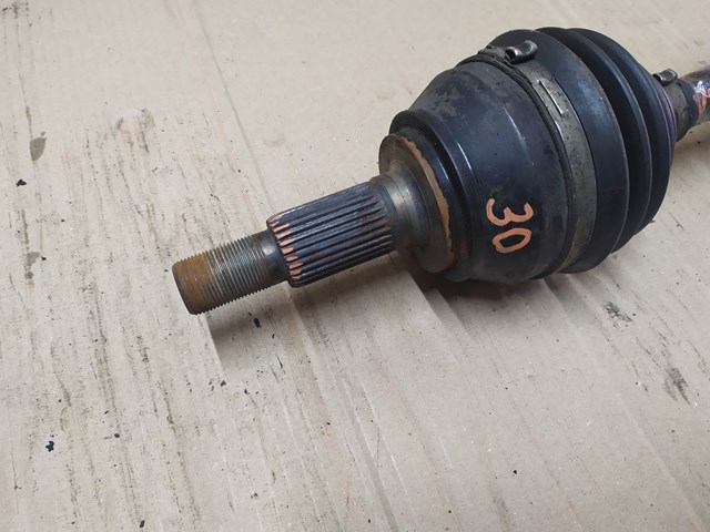 VAG 7L0407271C Полуось передняя в наличии Черновцы