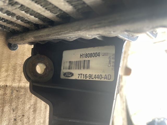 FORD 7T169L440AD Интеркулер в наличии Тернополь