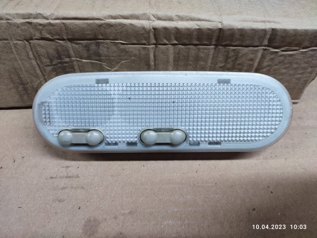 Плафон освещения кабины 8200073231 RENAULT