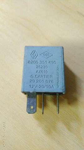 Реле противотуманной фары 8200351490 RENAULT