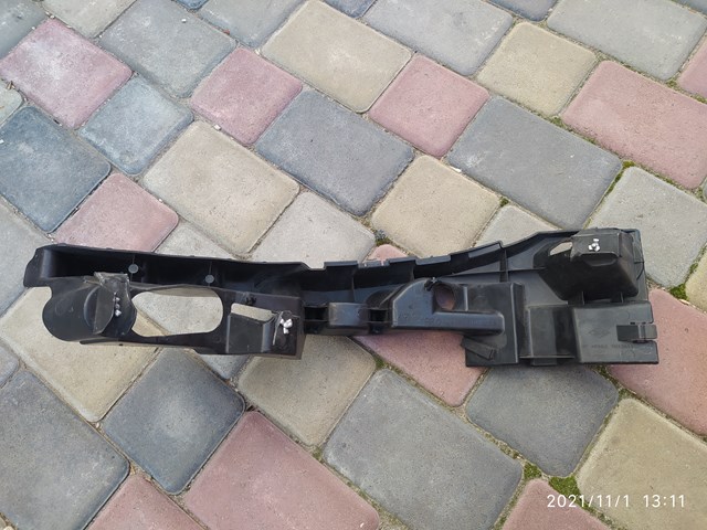 8200479718 RENAULT Кронштейн бампера переднего правый купить в Винница