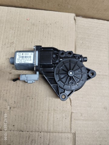 Стеклоподъемник задней левой двери 834502R000 HYUNDAI