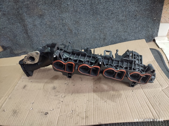 BMW 8513653 Впускной коллектор в наличии Запорожье